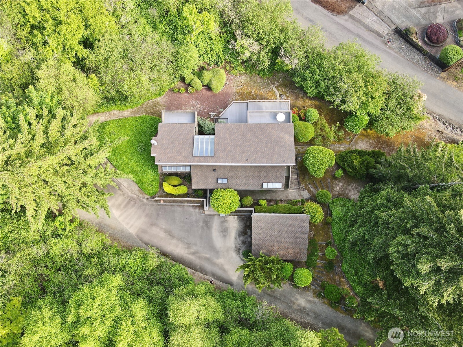5213 Monta Vista Drive E