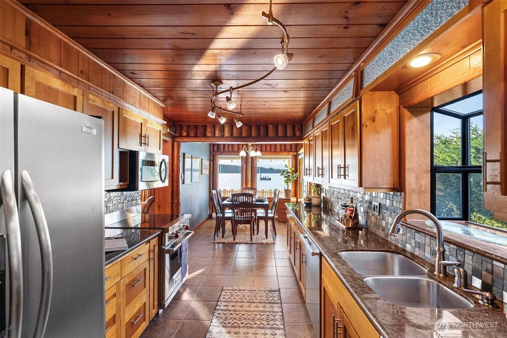 Photo of 4420 Sunset Beach Road W, University Place, WA 98466 (MLS # 2565100)