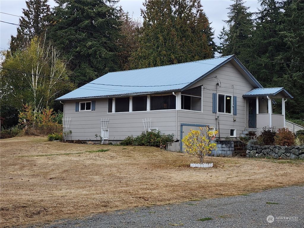 Photo of 2623 S Lake Stevens Road, Lake Stevens, WA 98258 (MLS # 2011331)