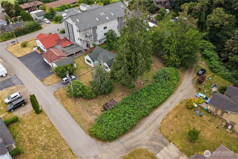 1919 Guy Wetzel Road