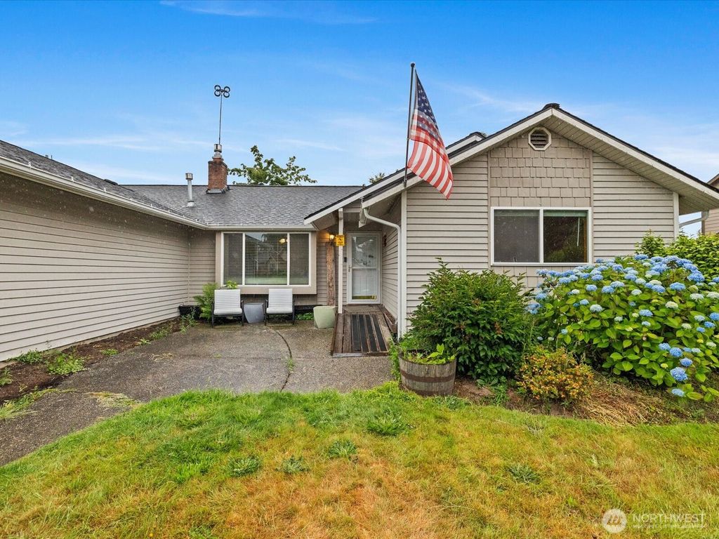 Photo of 5008 138th Street NE, Marysville, WA 98271 (MLS # 2397134)