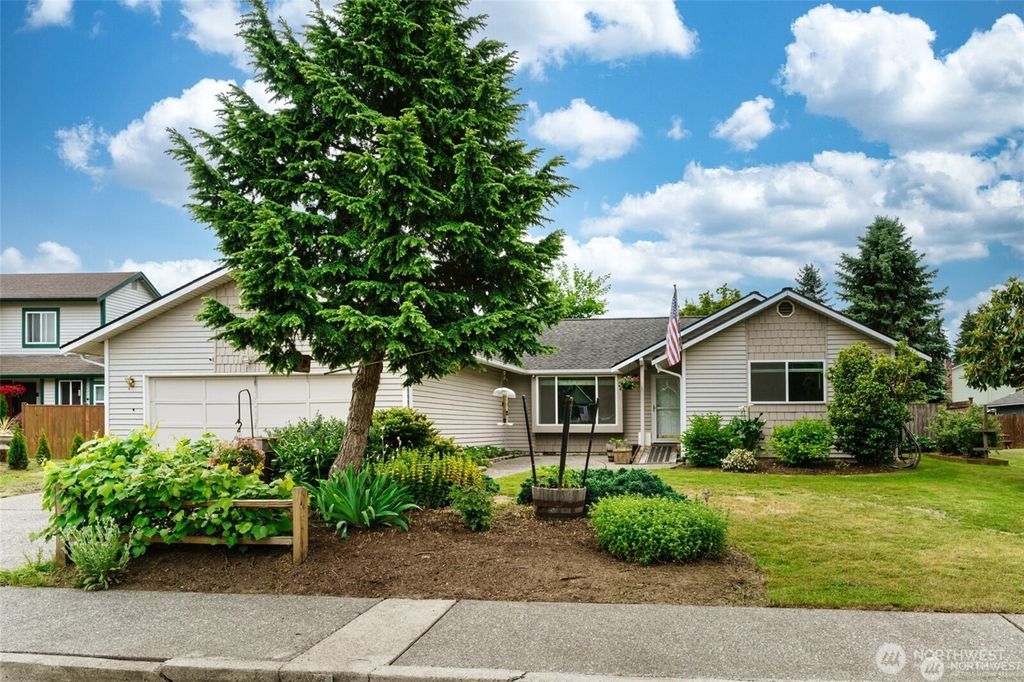 Photo of 5008 138th Street NE, Marysville, WA 98271 (MLS # 2397134)