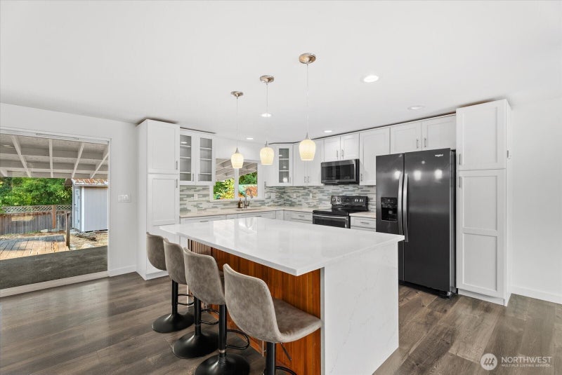 12808 Military Road E