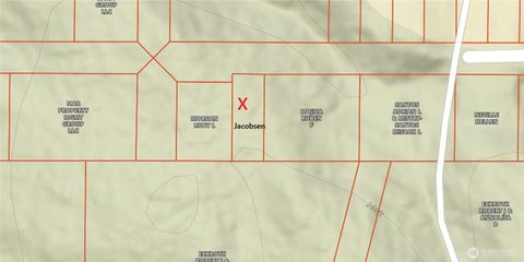Photo of 0 E Wyoming Street, Port Orchard, WA 98366 (MLS # 2496482)