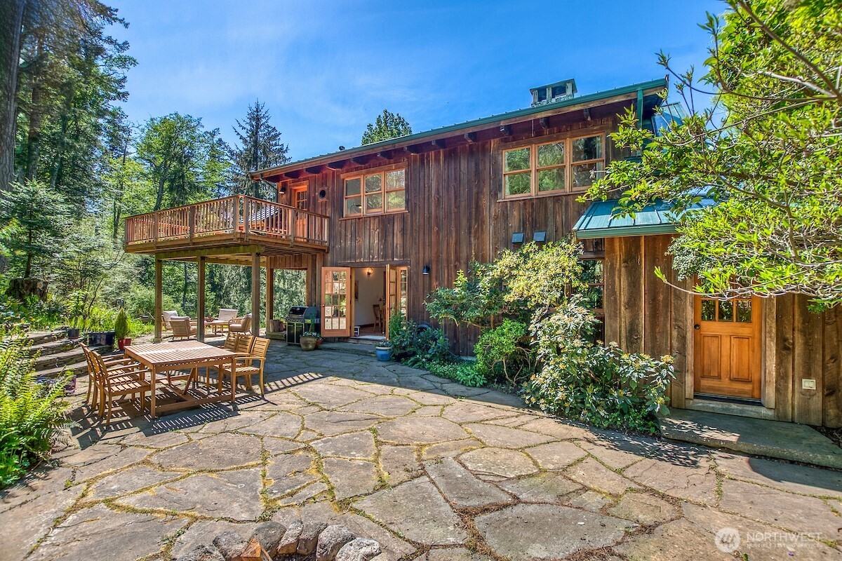 1028 Pt. Lawrence Road