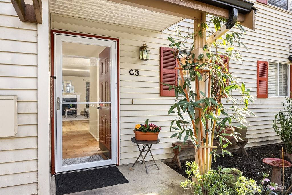 Photo of 15600 116th Avenue W #C3, Bothell, WA 98011 (MLS # 2478371)