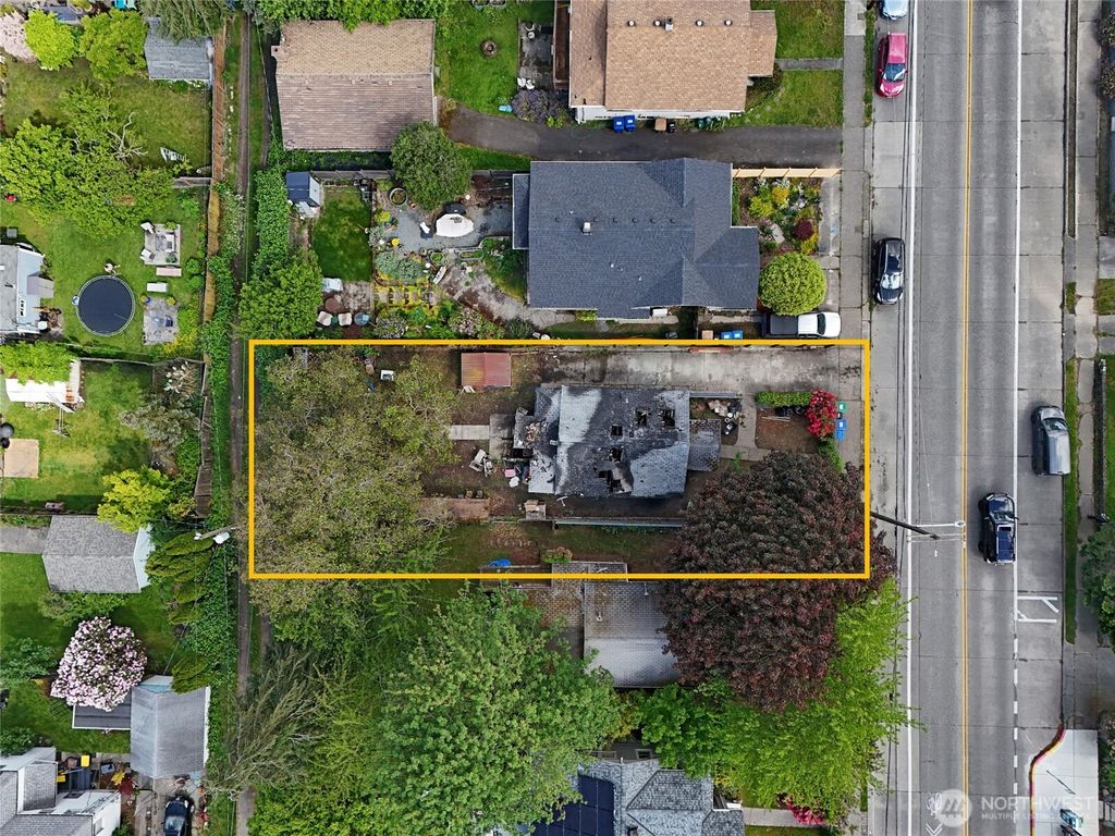 Photo of 8145 16th Avenue SW, Seattle, WA 98106 (MLS # 2525906)