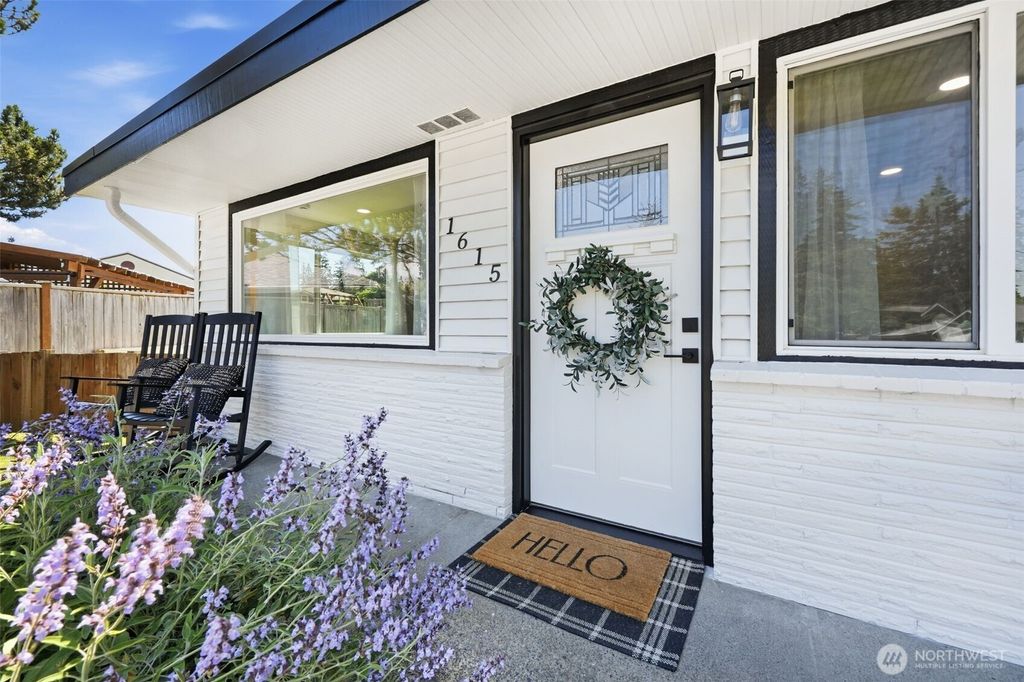 Photo of 1615 N 196th Place, Edmonds, WA 98133 (MLS # 2532567)