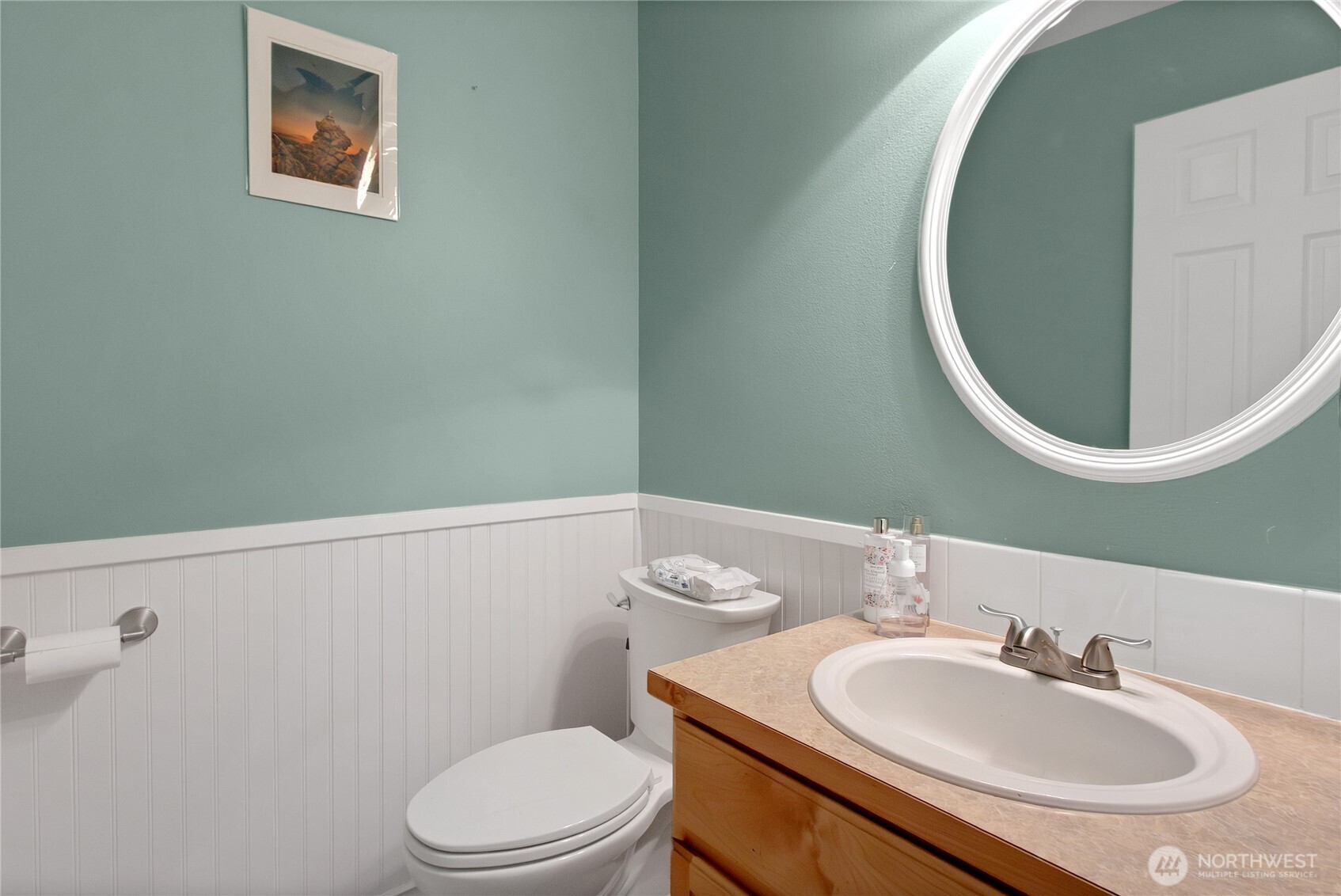 16566 Rainier View Drive SE