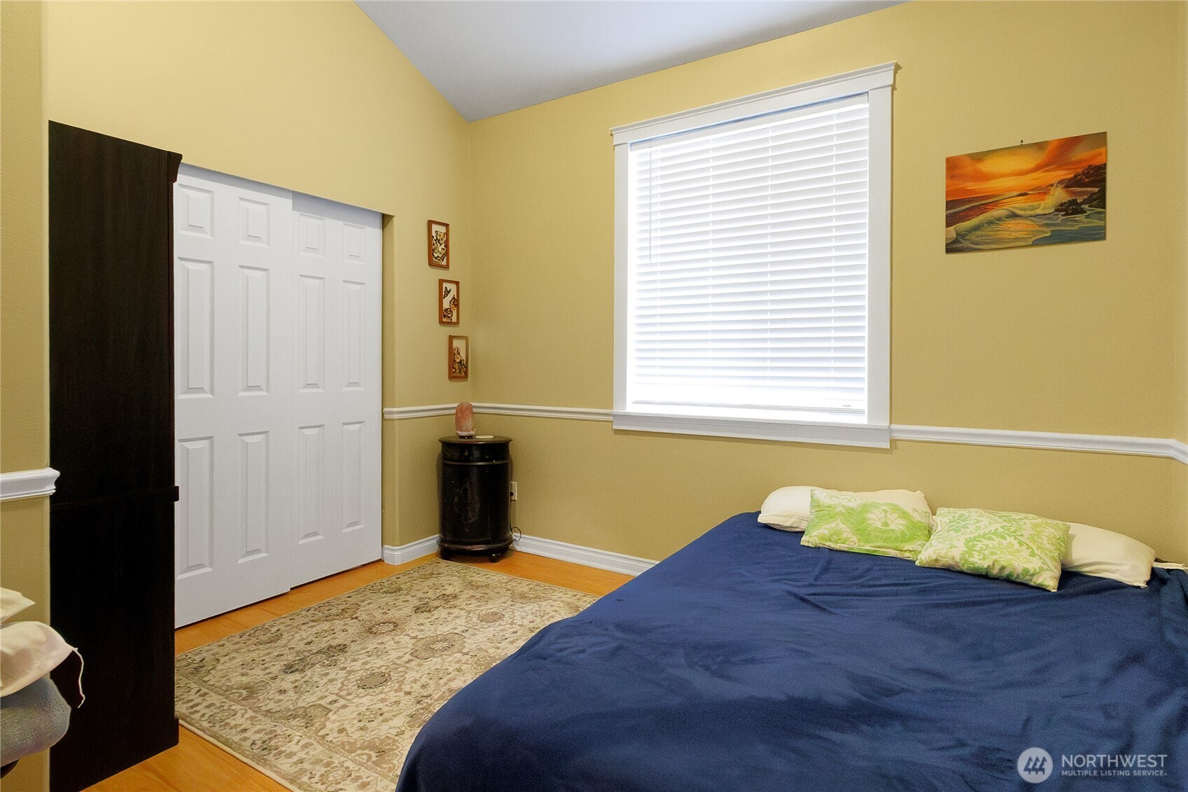 16566 Rainier View Drive SE