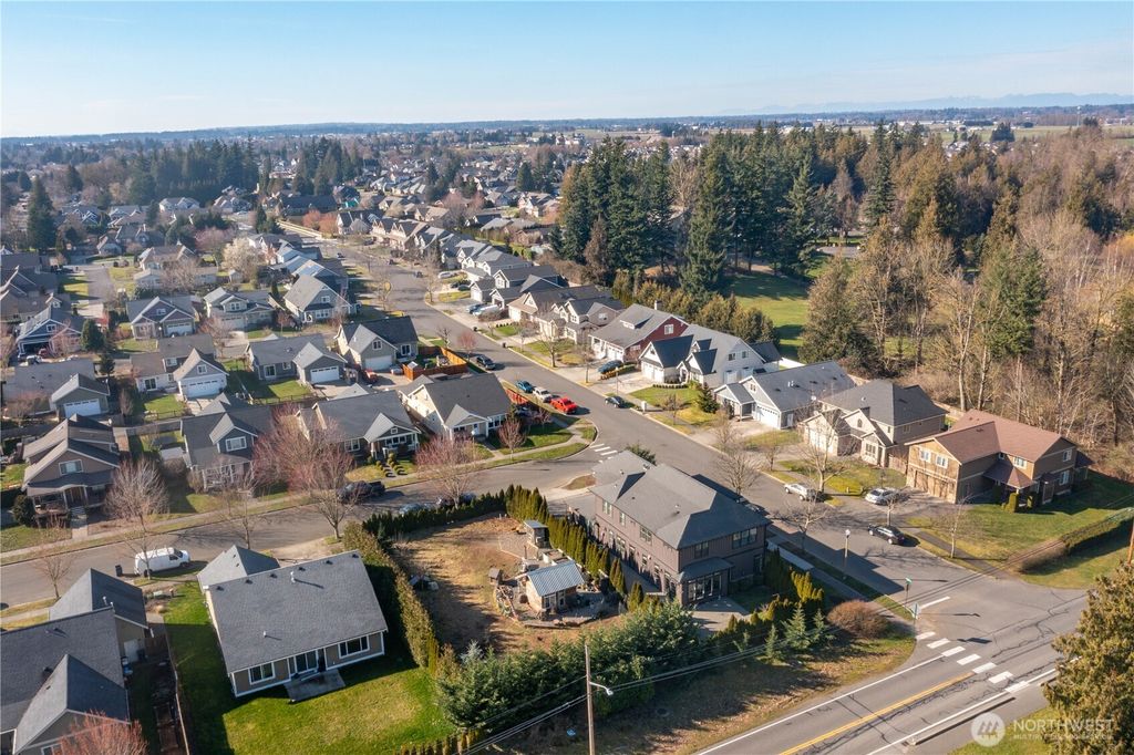 Photo of 1484 Larkspur St, Lynden, WA 98264 (MLS # 2486851)