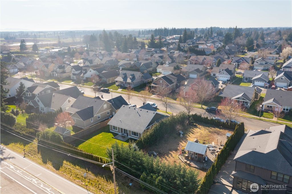 Photo of 1484 Larkspur St, Lynden, WA 98264 (MLS # 2486851)