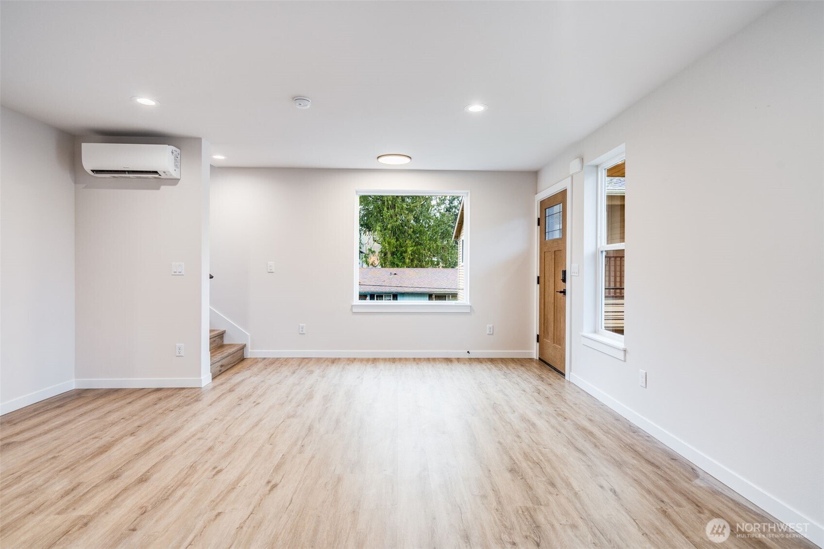 12531 25th Avenue NE Unit B