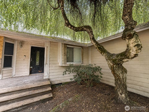 Photo of 8109 186th Street Ct E, Puyallup, WA 98375 (MLS # 2563982)