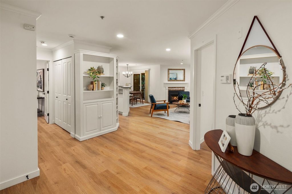 Photo of 12019 NE 204th Place #D-302, Bothell, WA 98011 (MLS # 2346037)