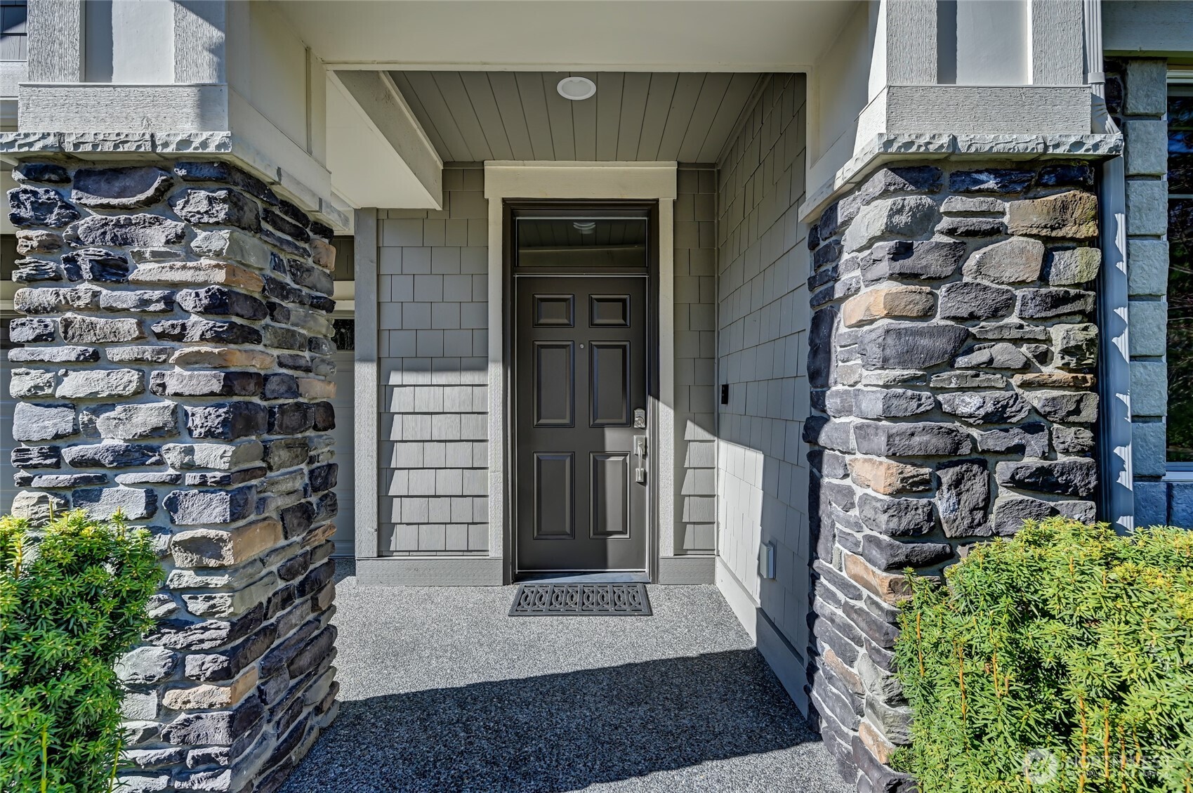 9939 242nd Way NE