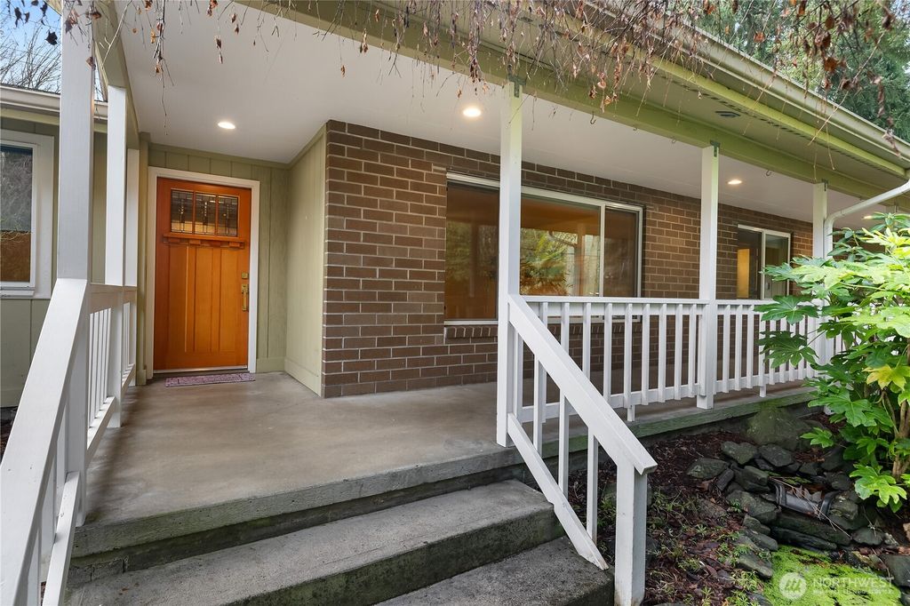 Photo of 1817 Allegro Drive SE, Olympia, WA 98501 (MLS # 2477585)