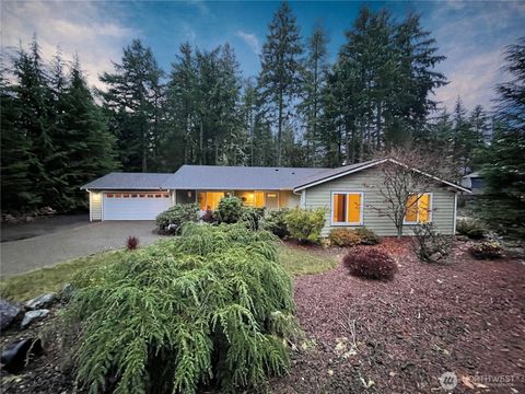 Photo of 121 E Country Club Drive E, Union, WA 98592 (MLS # 2457098)