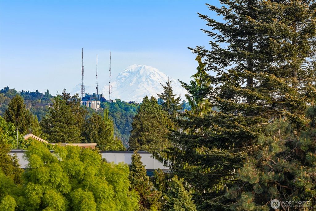 Photo of 1203 F N Allen Place, Seattle, WA 98103 (MLS # 2382556)
