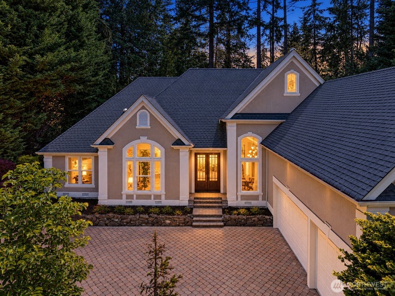 4404 Towhee Drive
