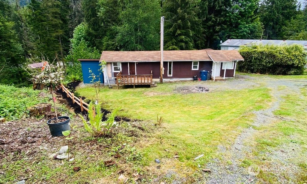 Photo of 19927 Green Road, Granite Falls, WA 98252 (MLS # 2028610)