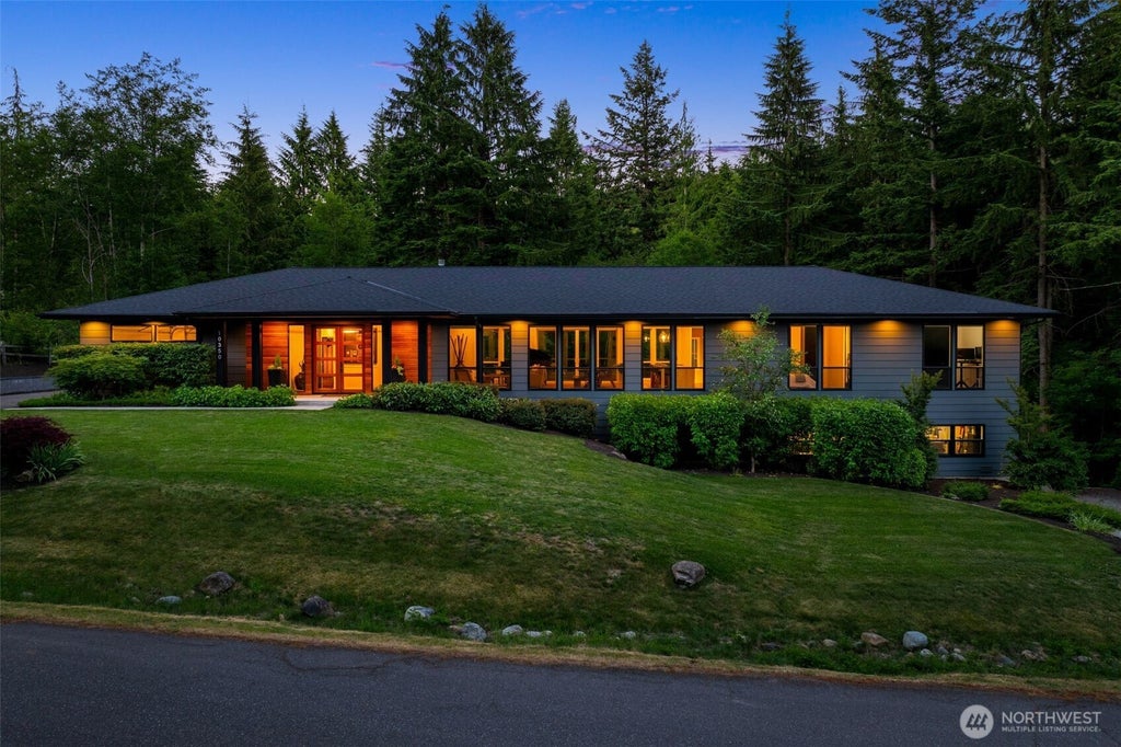 Photo of 10350 348th Avenue SE, Snoqualmie, WA 98065 (MLS # 2538321)