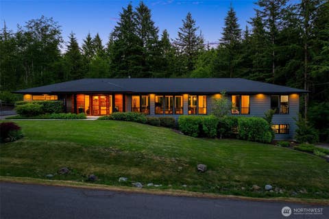 Photo of 10350 348th Avenue SE, Snoqualmie, WA 98065 (MLS # 2538321)