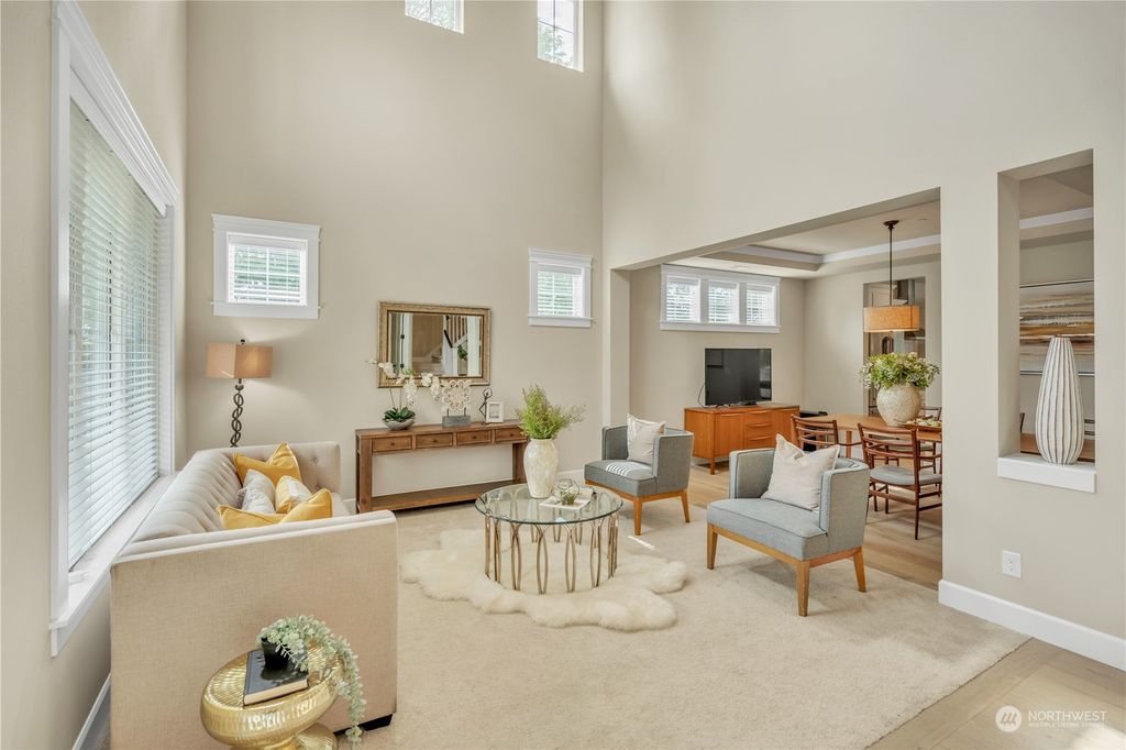 Photo of 10833 NE 190th Place, Bothell, WA 98011 (MLS # 2070350)