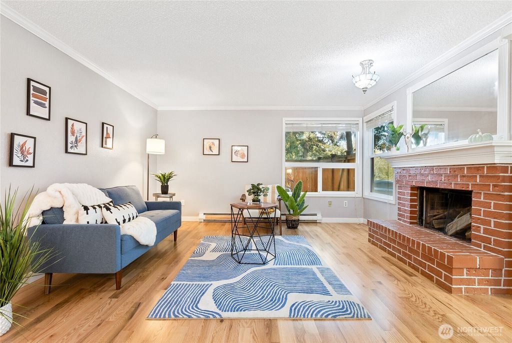 Photo of 820 Cady Road #B101, Everett, WA 98203 (MLS # 2498481)