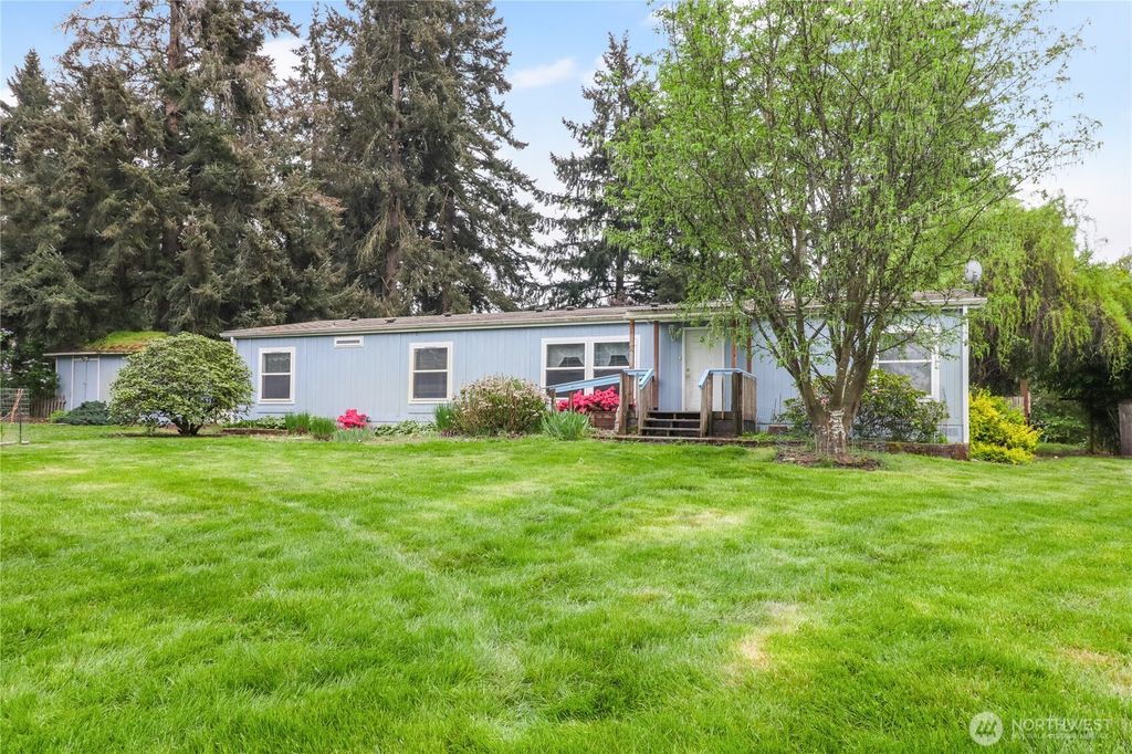 Photo of 33924 89th Avenue Ct S, Roy, WA 98580 (MLS # 2520130)