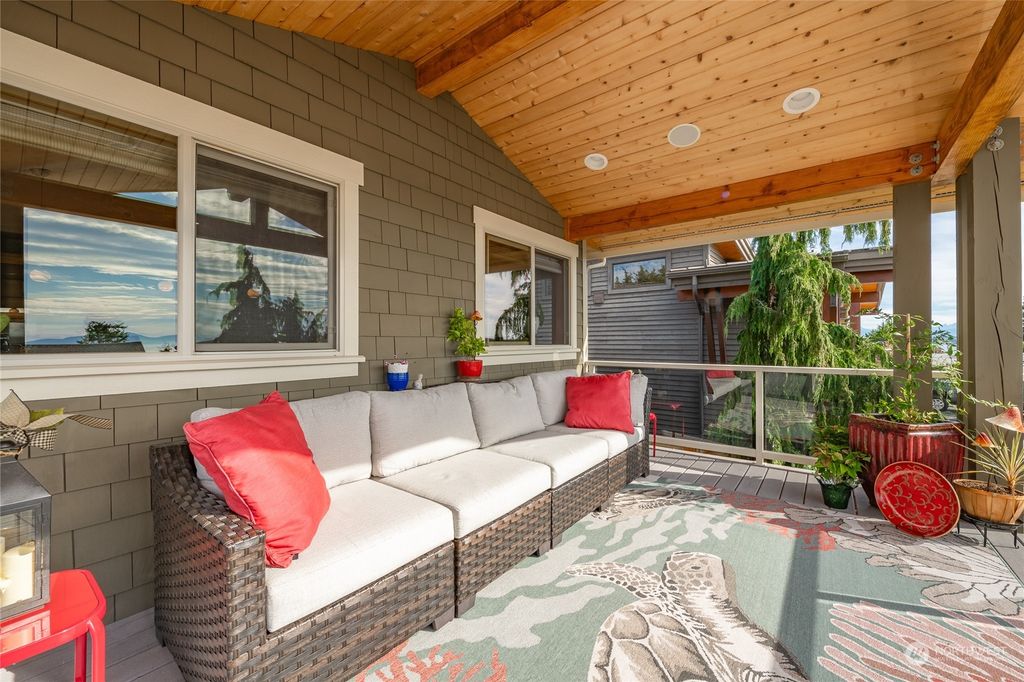 listing image 9365744848740148930