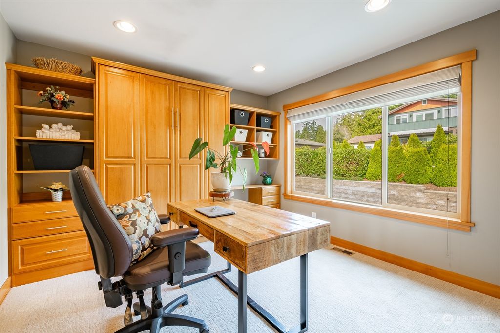 listing image 9368627041959371546