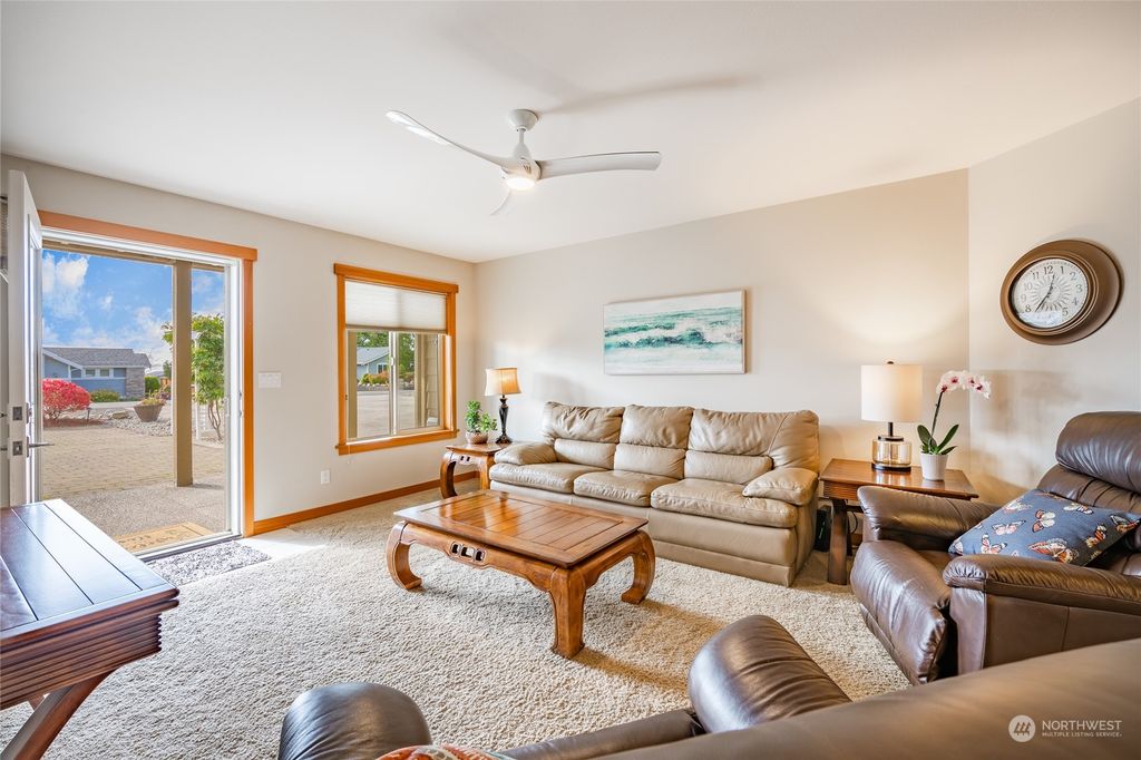 listing image 9363502435545897269