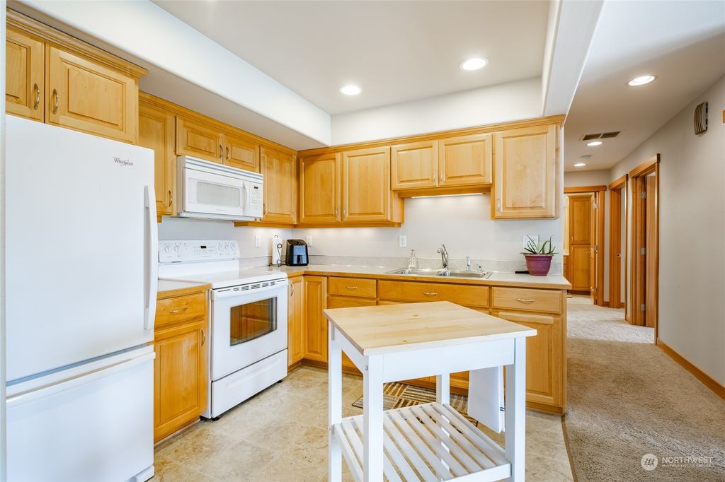 listing image 9366724226568699971