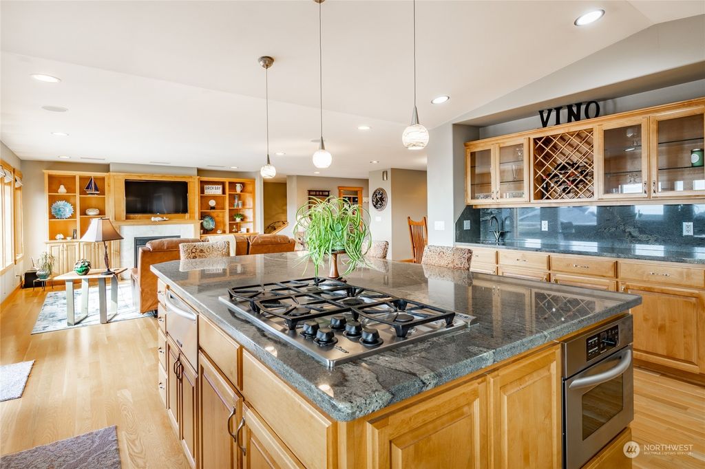listing image 9363529013540912662