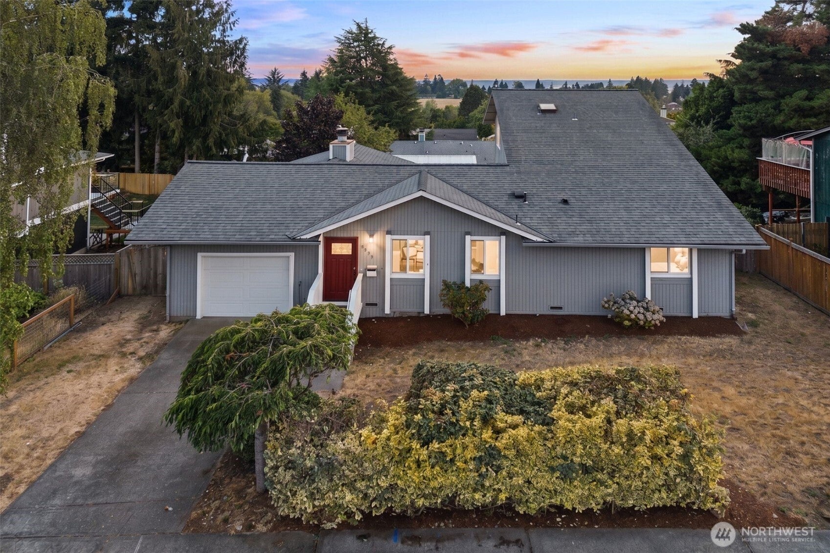 4908 22nd Avenue NE