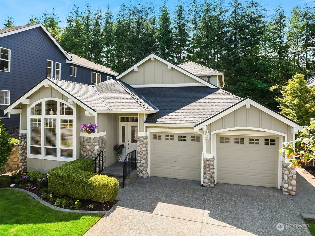 Photo of 7109 Curtis Drive SE, Snoqualmie, WA 98065 (MLS # 2067473)
