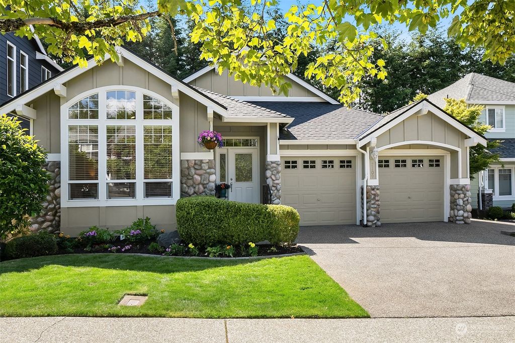 Photo of 7109 Curtis Drive SE, Snoqualmie, WA 98065 (MLS # 2067473)