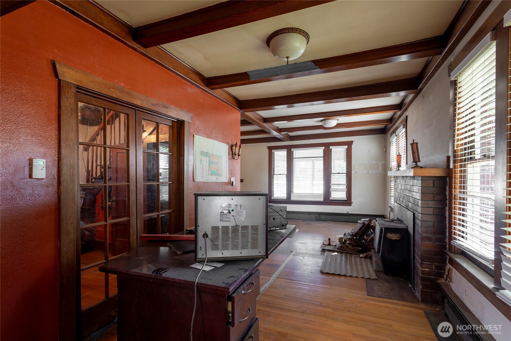 826 9th Street SW