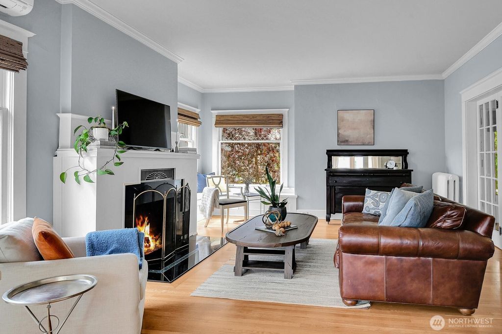 Photo of 5202 S Holly Street, Seattle, WA 98118 (MLS # 2387772)