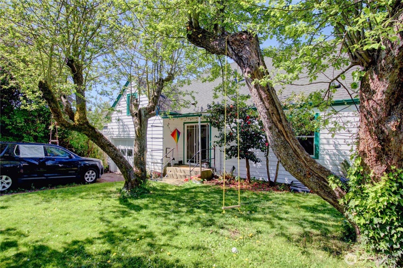1408 S 12th Street