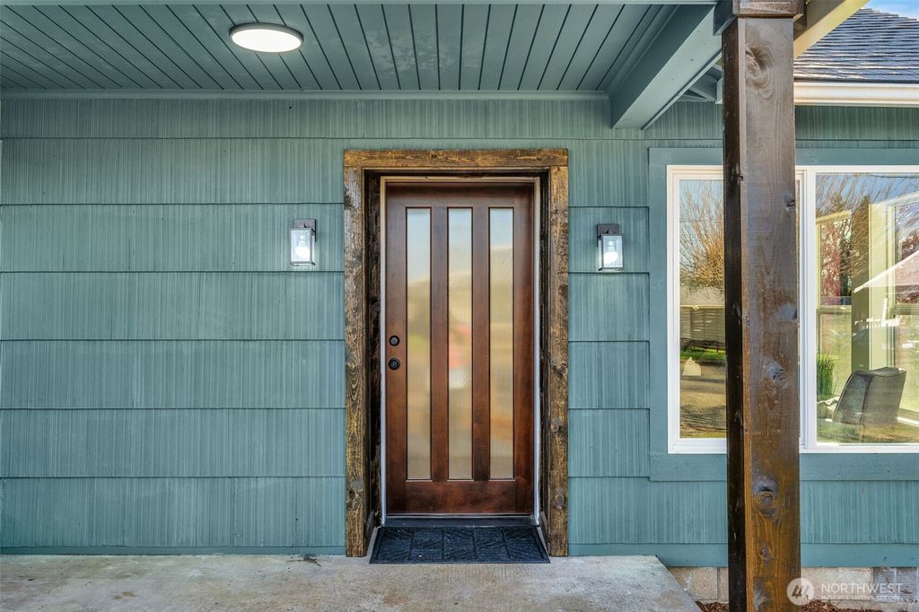 Photo of 409 W Oak Street, McCleary, WA 98557 (MLS # 2478538)