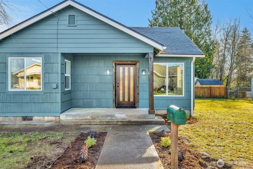 Photo of 409 W Oak Street, McCleary, WA 98557 (MLS # 2478538)
