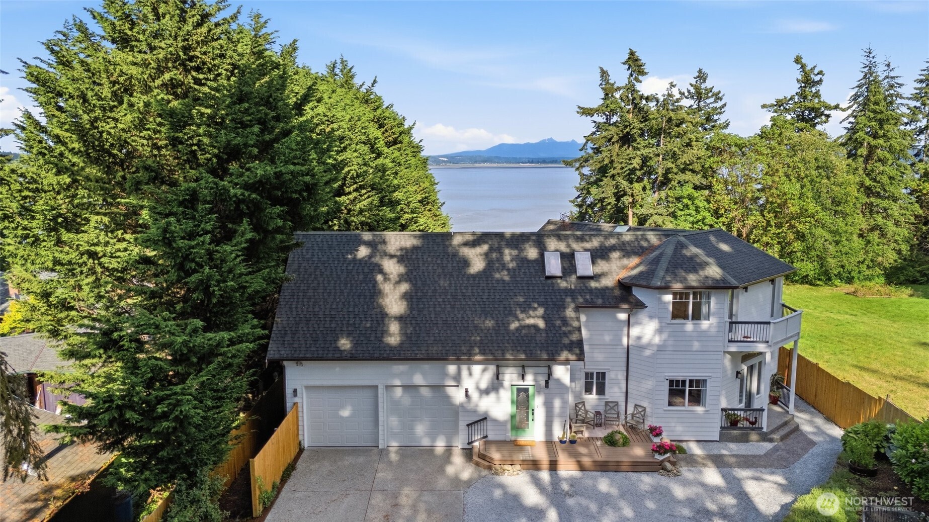 108 N Livingston Bay Road