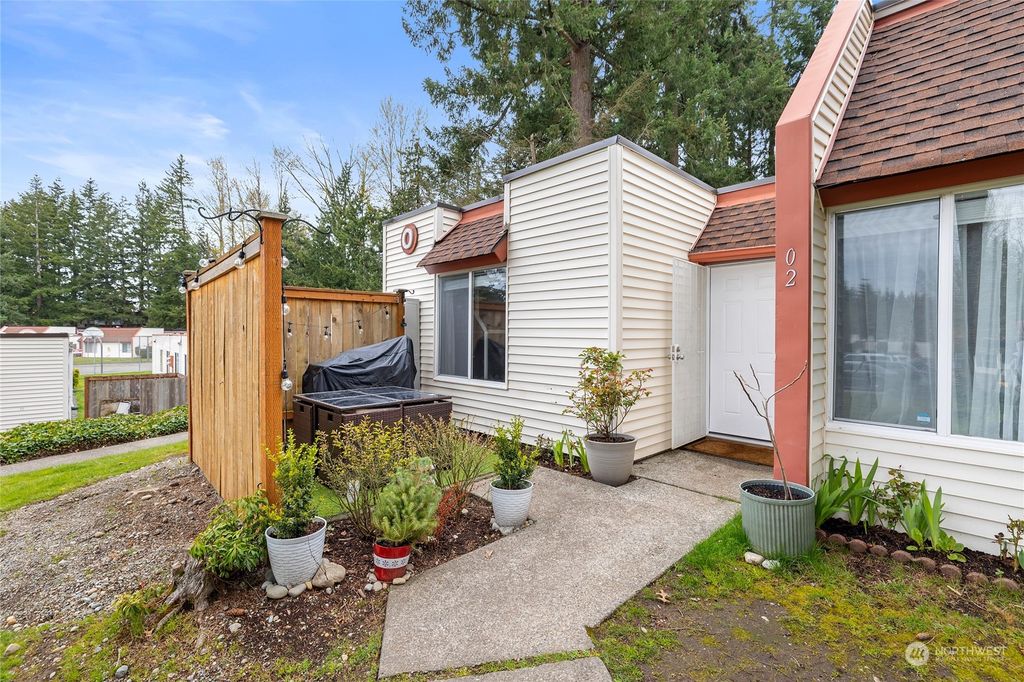 Photo of 14600 SE 176th Street #O2, Renton, WA 98058 (MLS # 2057125)