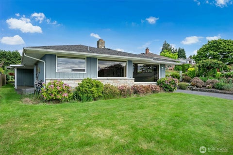 Photo of 507 View Ridge Drive, Everett, WA 98203 (MLS # 2535451)