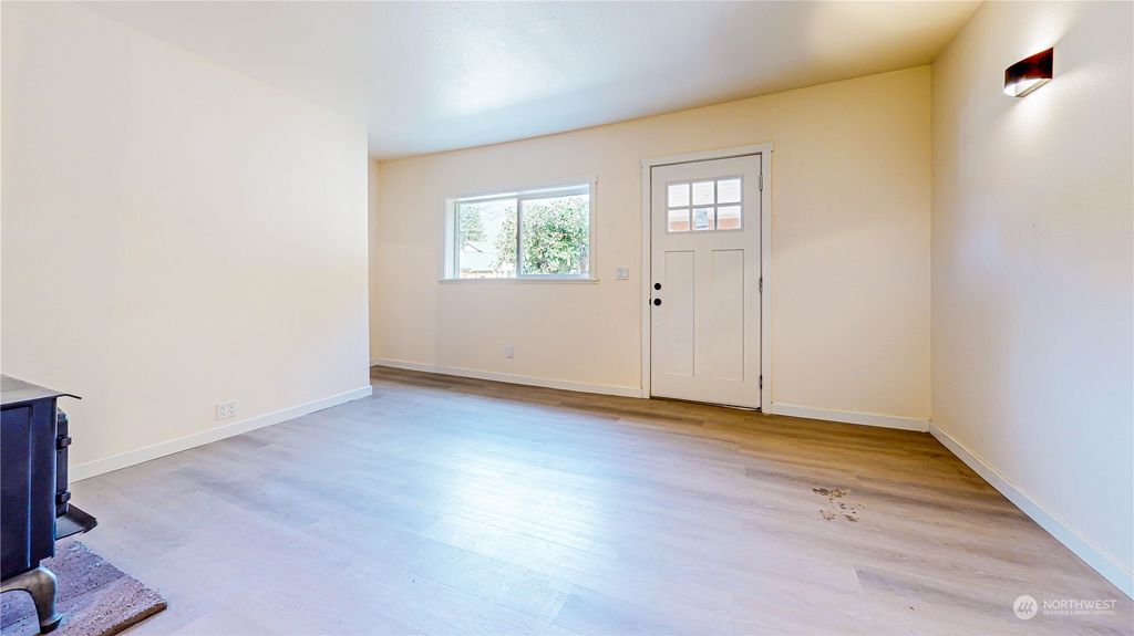 Photo of 111 2nd Street S, Skykomish, WA 98288 (MLS # 2303067)