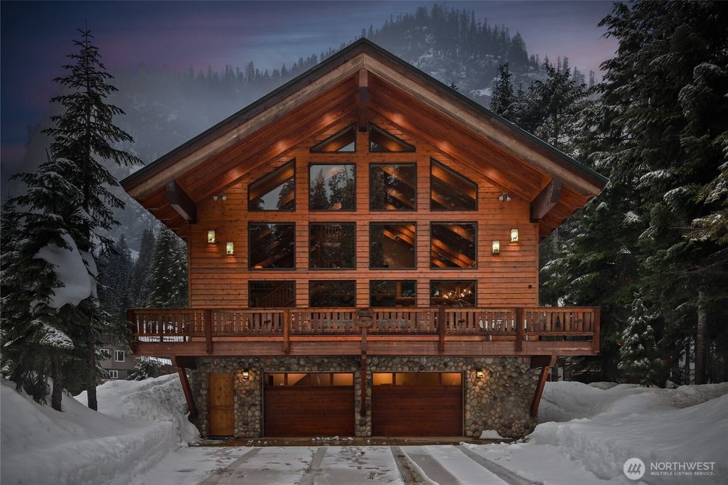 Photo of 27 Alpental Strasse, Snoqualmie Pass, WA 98068 (MLS # 2479343)