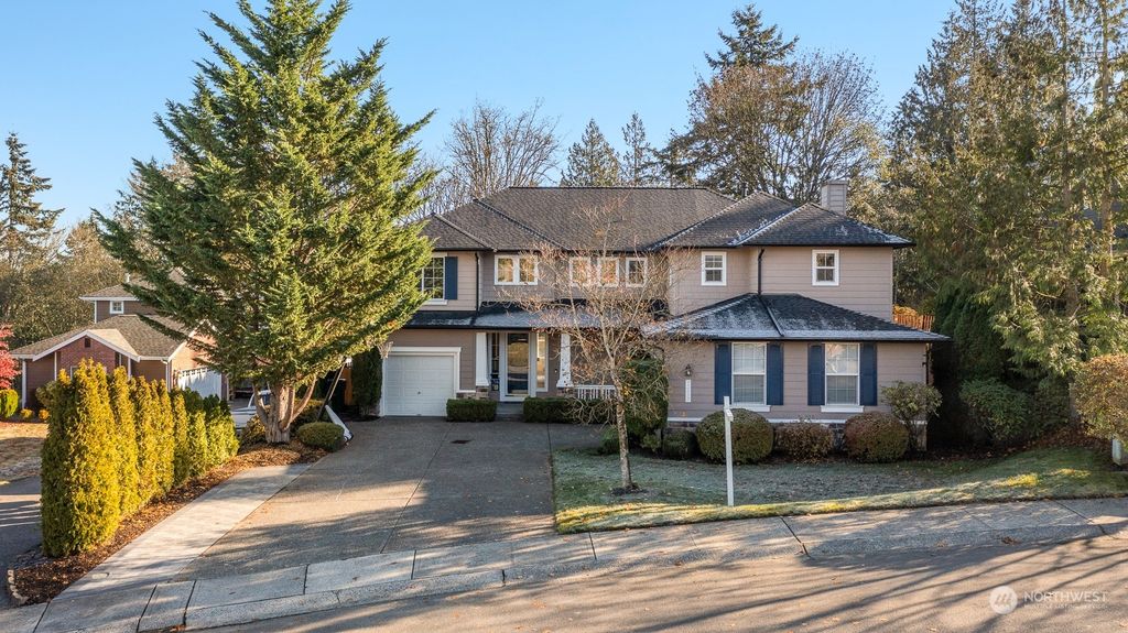 Photo of 12417 68th Avenue SE, Snohomish, WA 98296 (MLS # 2012816)