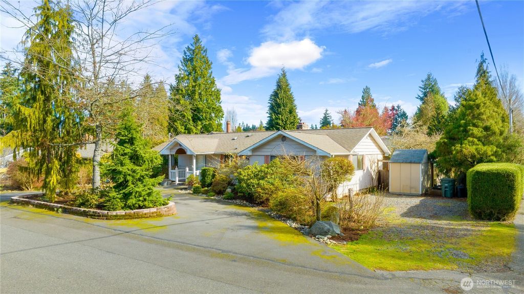 Photo of 20525 81st Avenue W, Edmonds, WA 98026 (MLS # 2340959)
